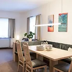 Apart Otel Crystls Flachau