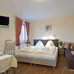 Crystls Aparthotel 4*