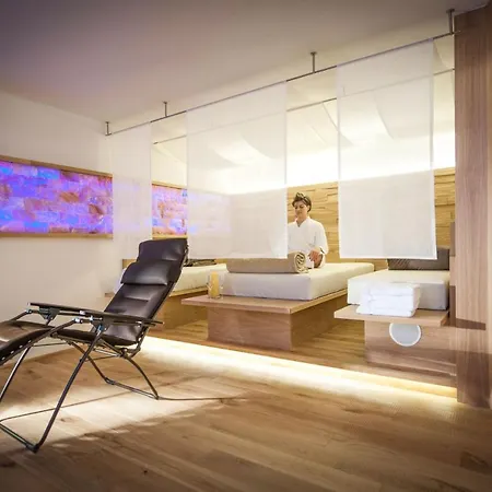 Crystls Hotel apartamentowy