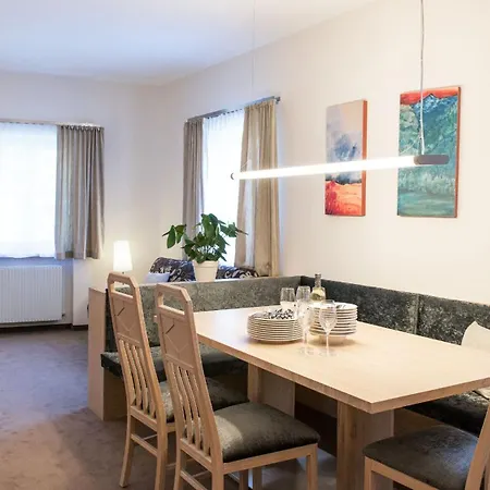 Hotel apartamentowy Crystls Flachau