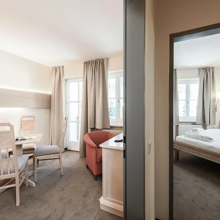 Crystls Hotel apartamentowy Flachau