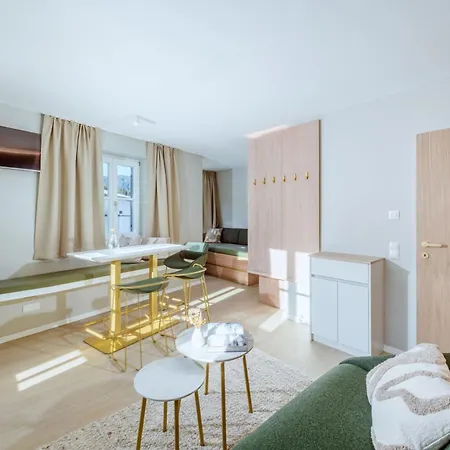 Apart Otel Crystls Flachau