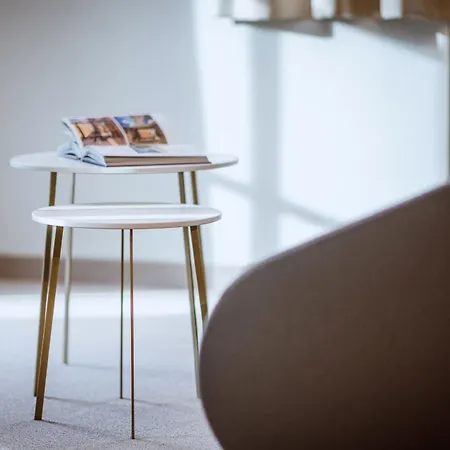 Crystls 4*