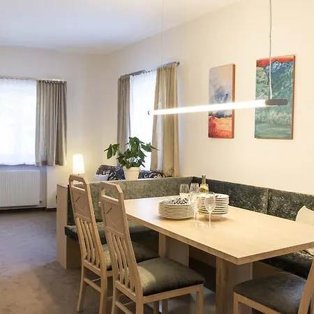 Crystls Aparthotel 4*
