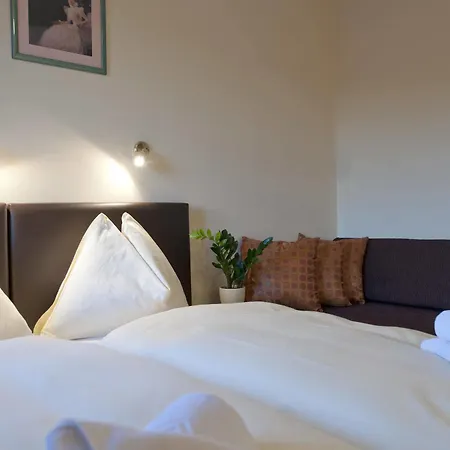 Aparthotel Crystls