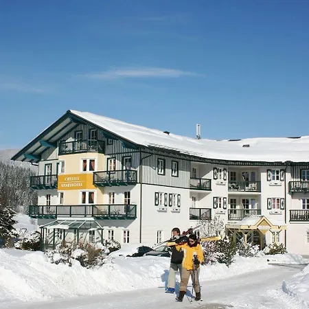 Crystls Aparthotel 4*