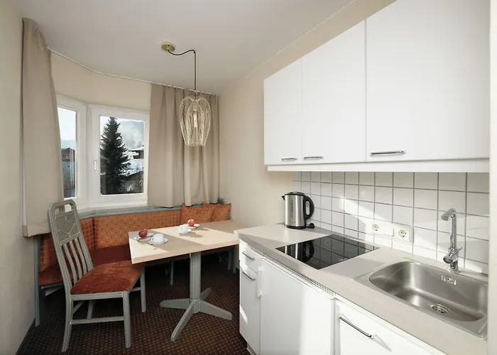 Crystls Aparthotel 4*