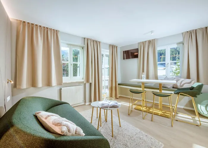 Crystls Lägenhetshotell Flachau