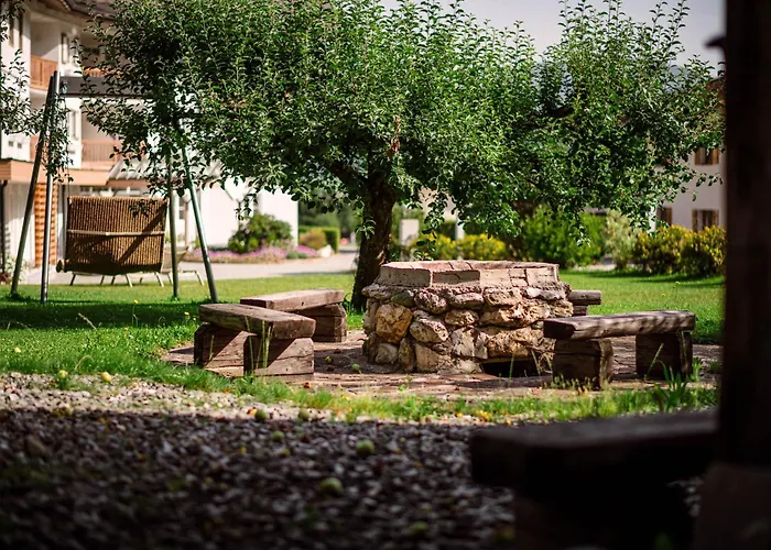 Apartmanhotel Crystls 4*